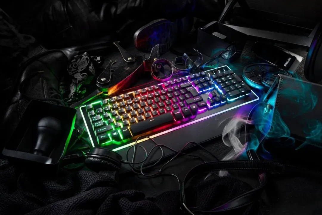 Trust GXT 860 Thura Gaming Toetsenbord - Italiaans - Zwart
