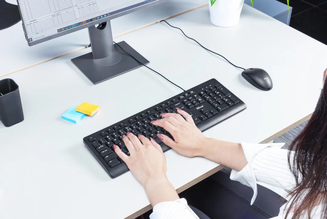Trust TK-150 Toetsenbord - Zwart
