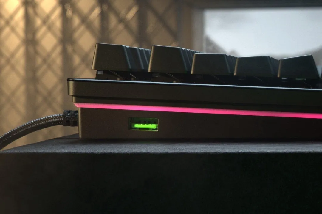 Razer Huntsman V2 Analog Toetsenbord - US QWERTY - Zwart