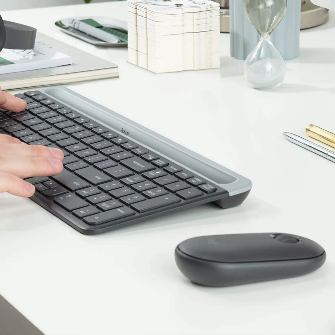 Logitech MK470 Draadloos Toetsenbord & Muis Set - Zwitsers Grafiet - afbeelding 4 van 6