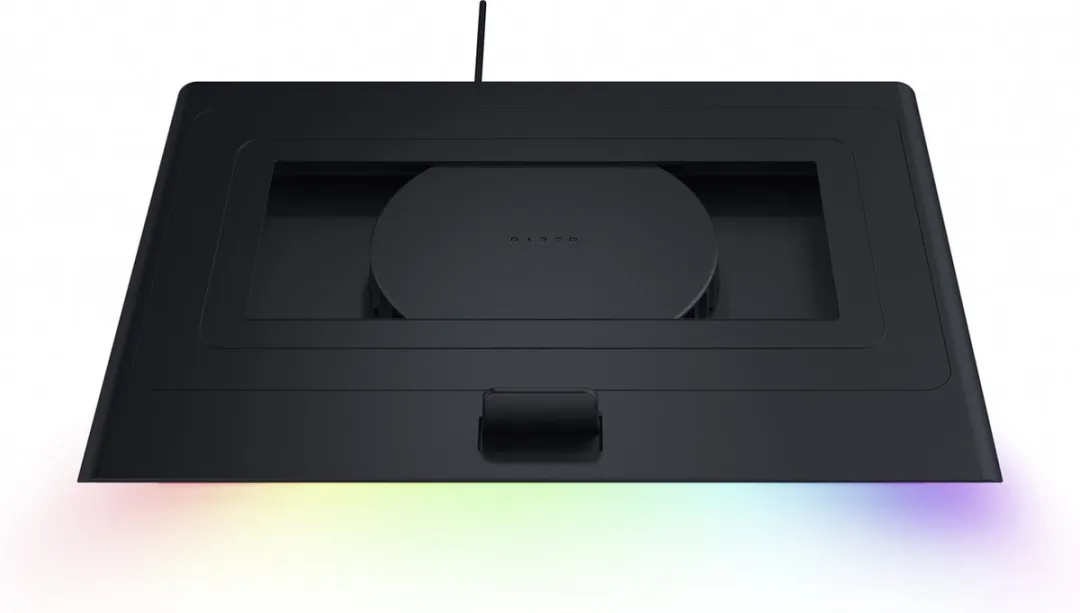 Razer RC21-02300100-R3GW Laptop Koeler - 140mm Ventilator - Zwart