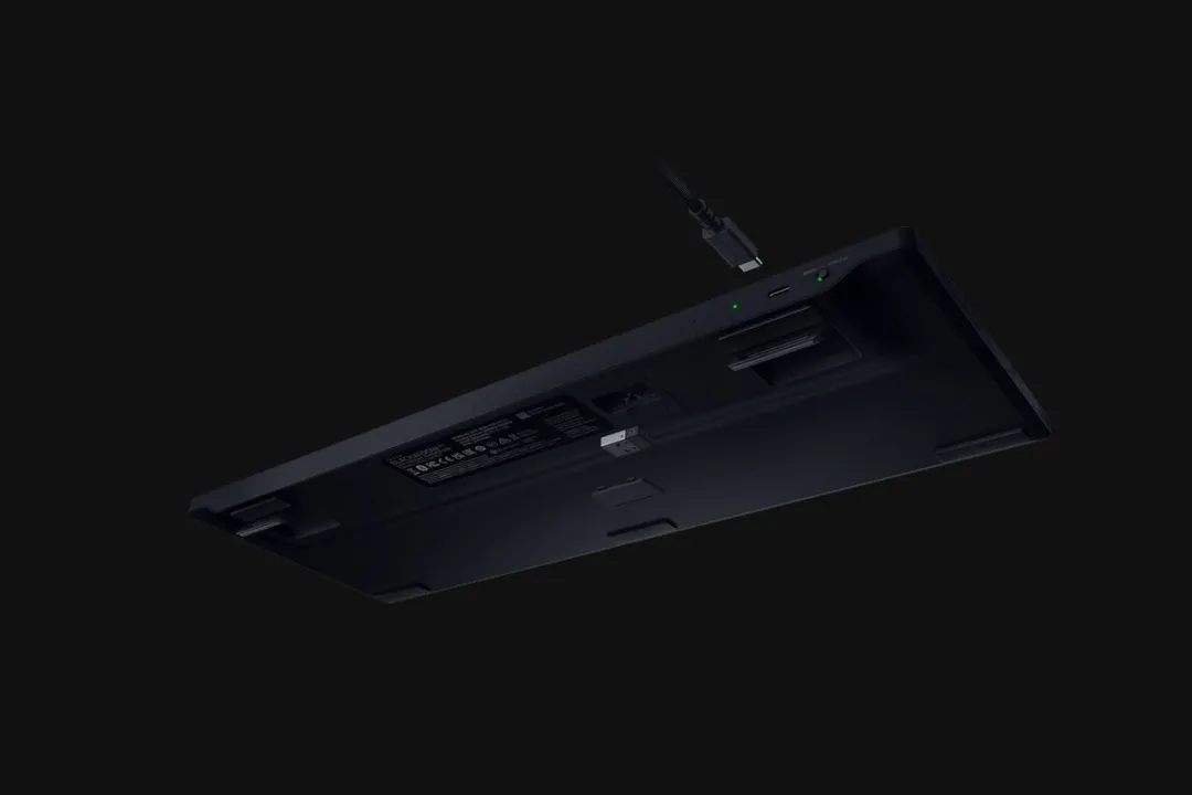 Razer BlackWidow V4 RZ03-05270100-R3M1 Gaming Toetsenbord - Mechanisch - Green Switches - Zwart