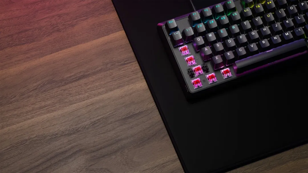 Corsair K70 RGB Core Mechanisch Gaming Toetsenbord - Zwart