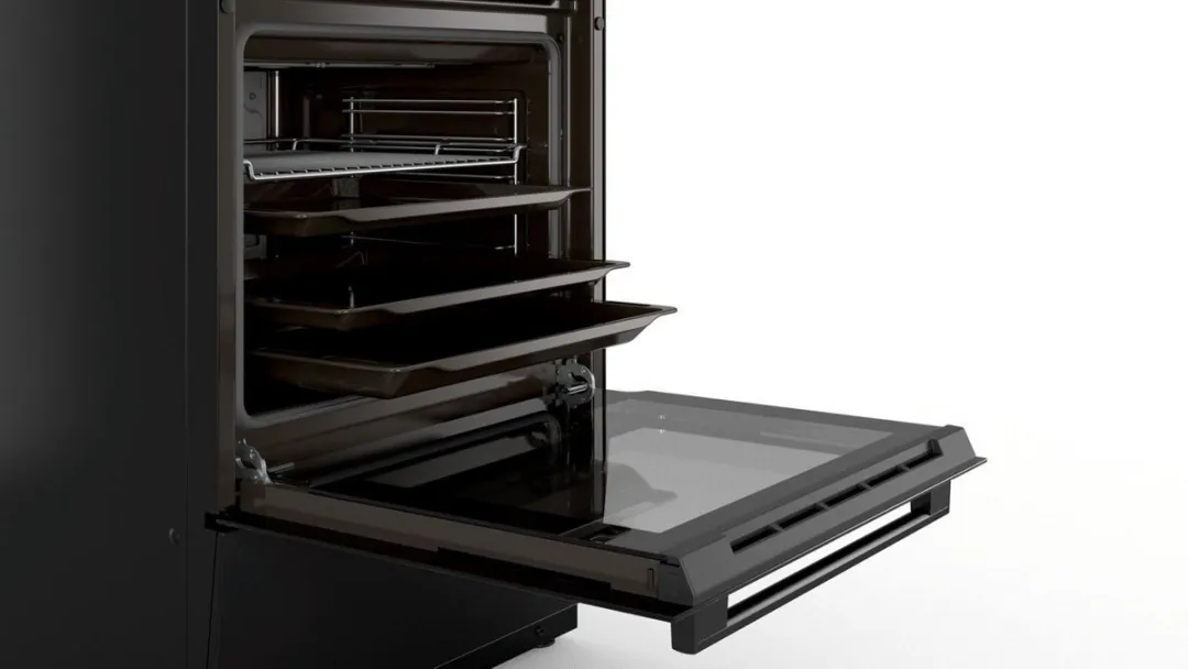 Bosch HLN39A060U - Serie 4 - Fornuis - Vrijstaande Inductiefornuis - 3D Hetelucht: gelijkmatige luchtverdeling -Zwart