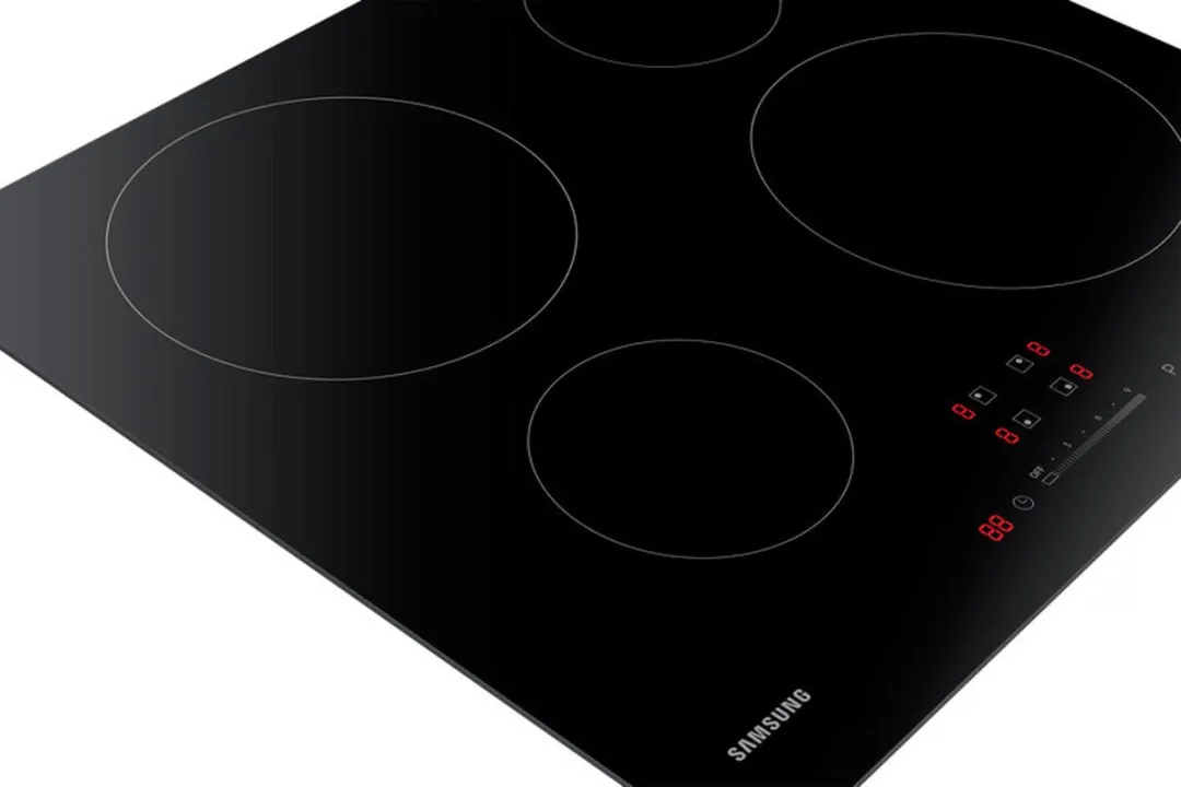 Samsung NZ64M3707AK Inbouwinductiekookplaat 59cm - 4 Zones - Zwart