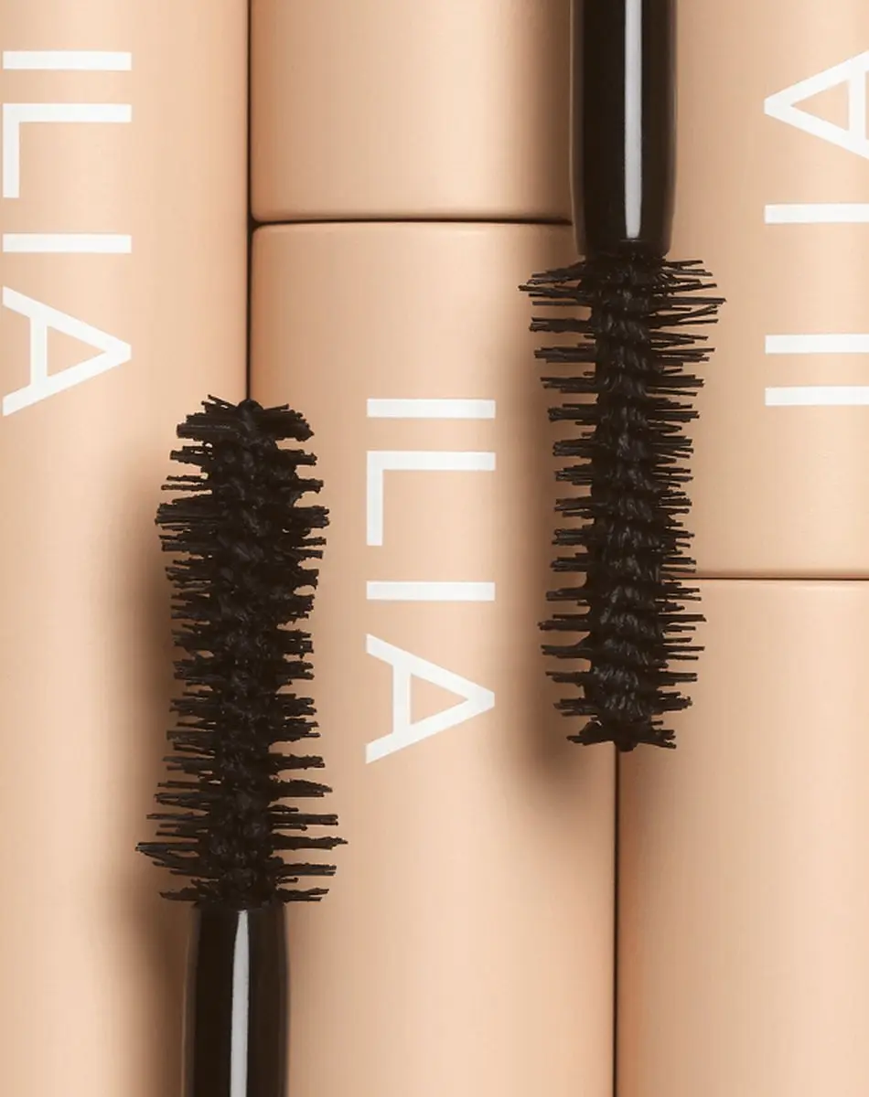 ILIA Beauty Eyes Fullest Volumizing Mascara - 1ml - Zwart - afbeelding 2 van 6