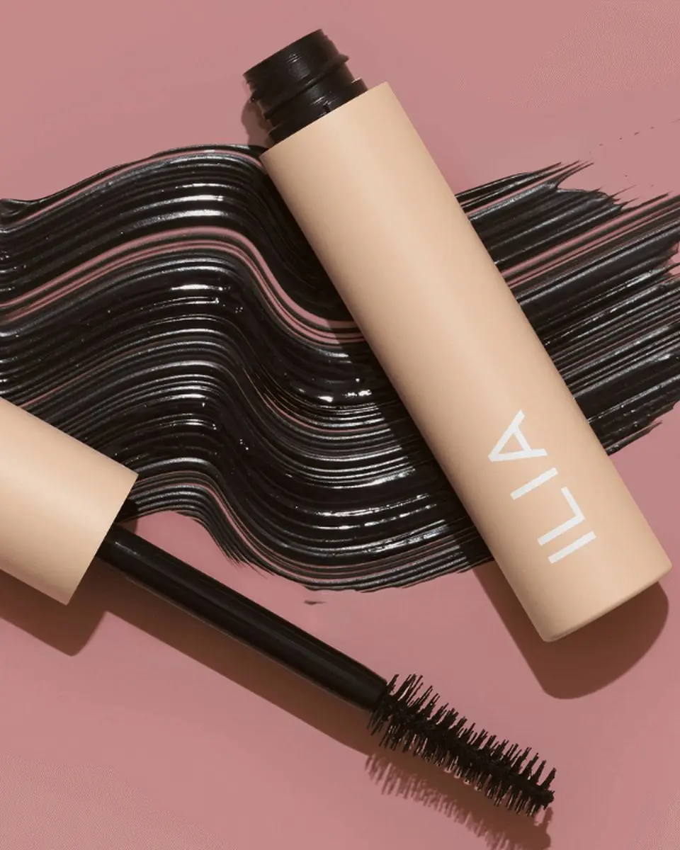 ILIA Beauty Eyes Fullest Volumizing Mascara - 1ml - Zwart - afbeelding 3 van 6