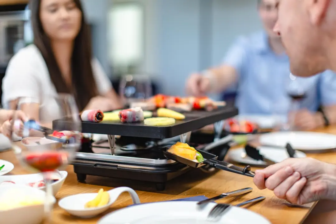 Steba RC28 Gourmetset - 1400W - 8 Personen - Zwart - afbeelding 3 van 6