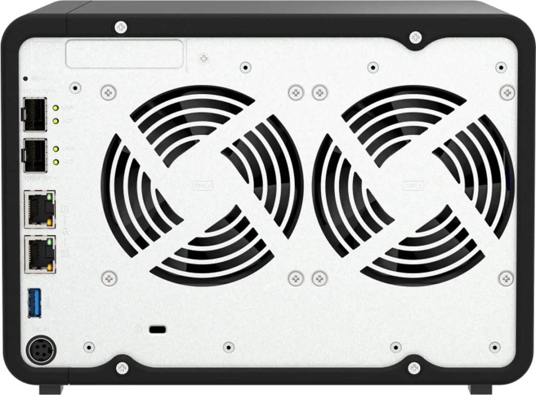 QNAP TS-632X-4G NAS - 6 Sleeves - 4 Kernen - Zwart
