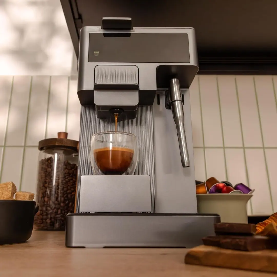 Cecotec FreeStyle Latte T Espressomachine - 20 bar - Zwart - afbeelding 2 van 6