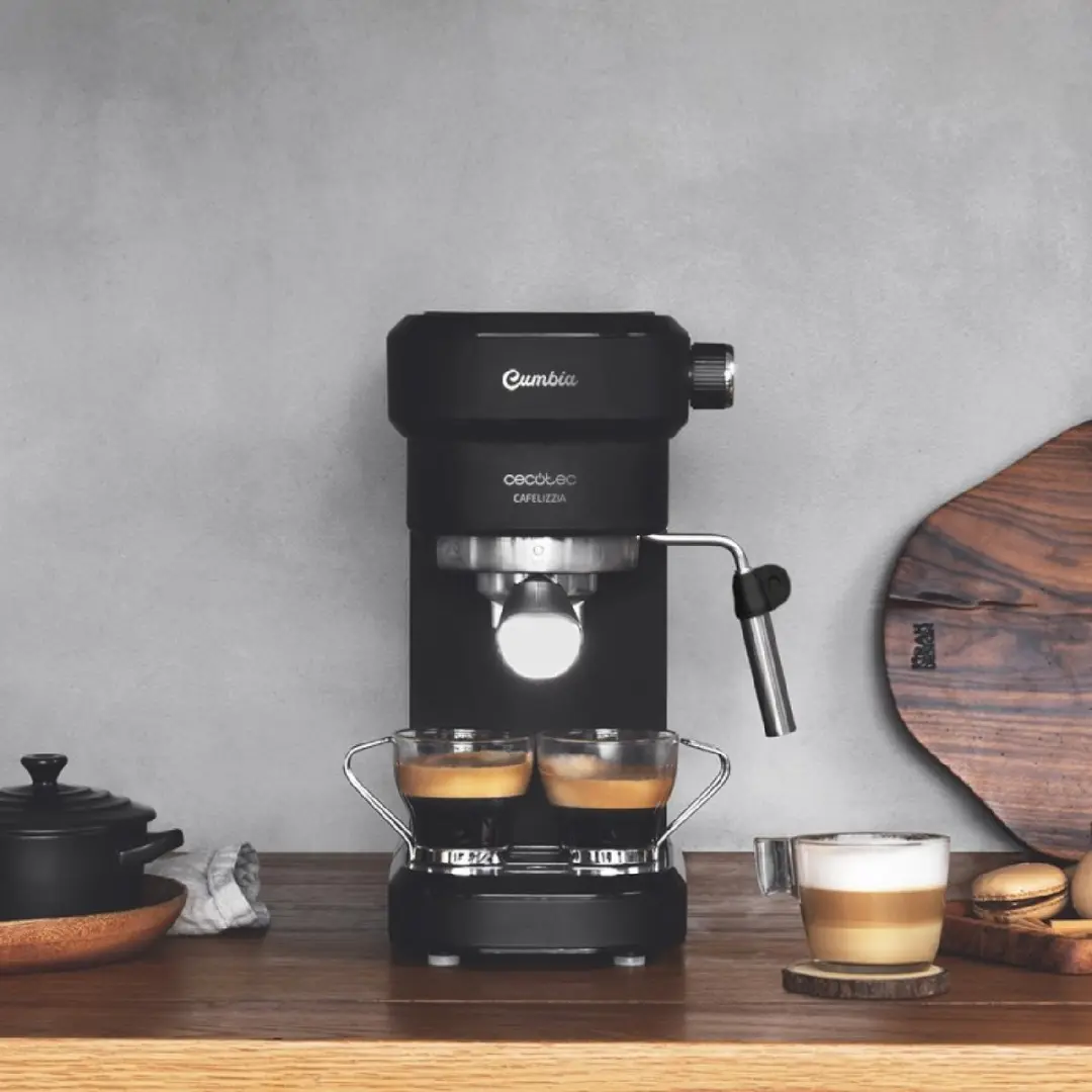 Cecotec Espressomaschine Cafelizzia 890 Rose. Für Espressos und Cappuccino, 1350 W, Thermoblock-System, 20 Bar Druck, Automatikmodus für 1-2 Kaffees, schwenkbarer Dampfrohr, 1,2 L Kapazität - afbeelding 4 van 6