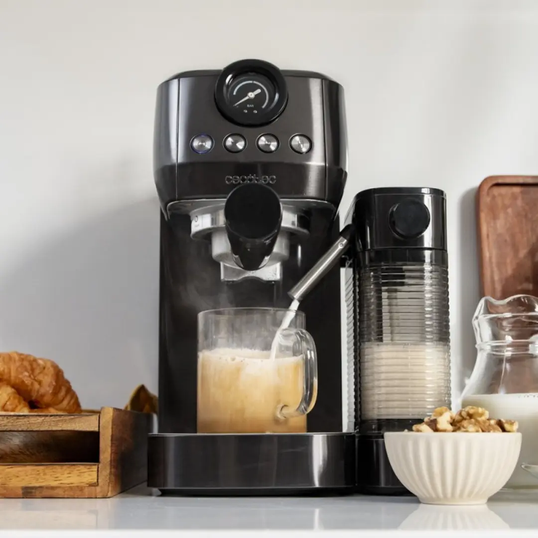 Cecotec Power Espresso 20 Pro Latte 01985 Espressomachine - afbeelding 6 van 6