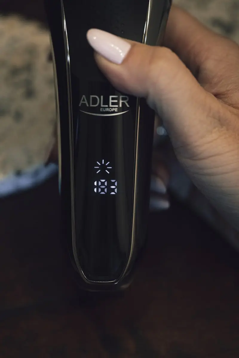 Adler AD 2933 Elektrisch Scheerapparaat - 3 Koppen - afbeelding 5 van 6