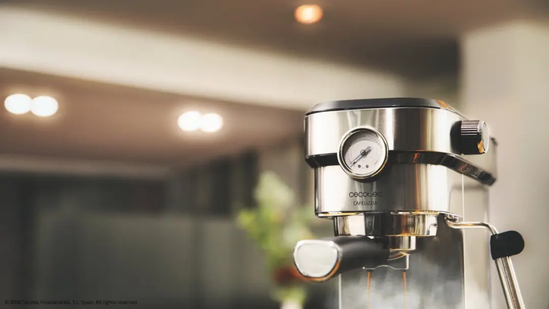 Cecotec Cafelizzia 790 Steel Pro 01584 Espressomachine - afbeelding 4 van 6