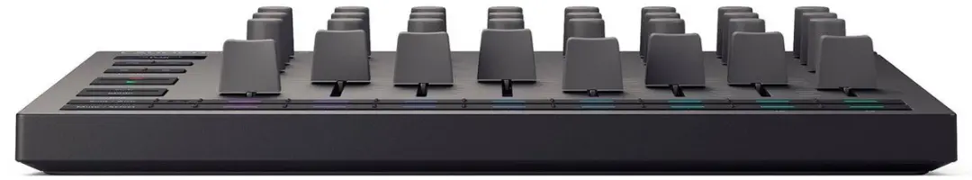Novation Launch Control XL 3 MIDI Control Surface - Zwart - afbeelding 5 van 6