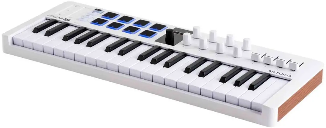 Arturia MiniLab 37 White mk3 MIDI Controller - afbeelding 2 van 5