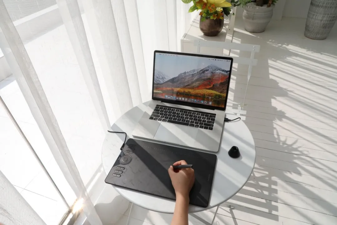 Huion Inspiroy HS610 Tekentablet