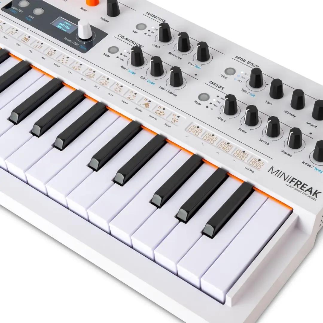 Arturia MiniFreak Synthesizer - 37 Toetsen - Wit - afbeelding 2 van 6