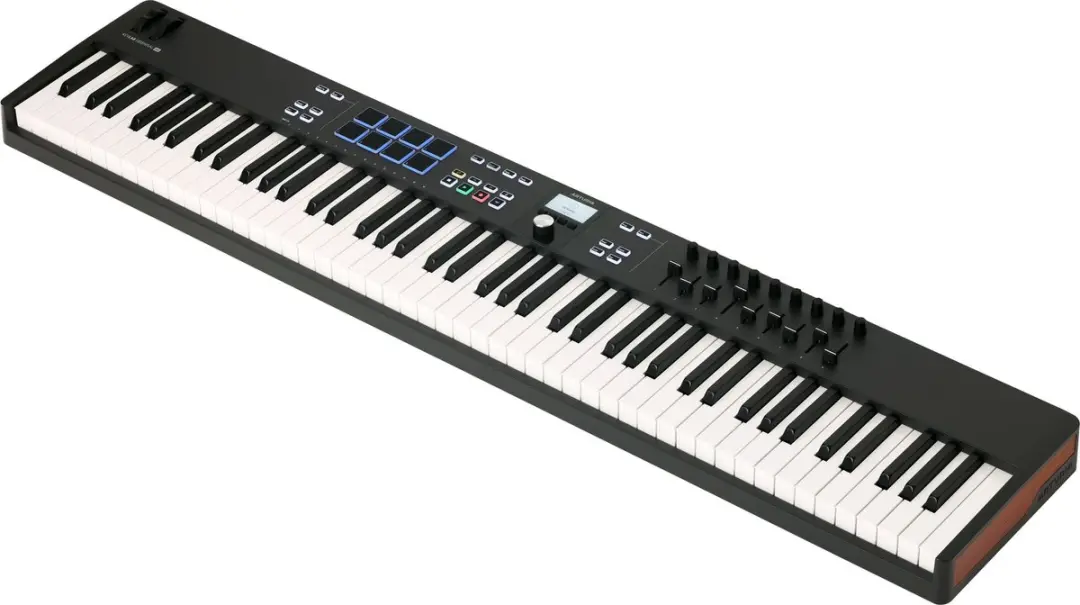 Arturia KeyLab Essential 88 MK3 SYN0008925-000 MIDI Controller - afbeelding 4 van 6