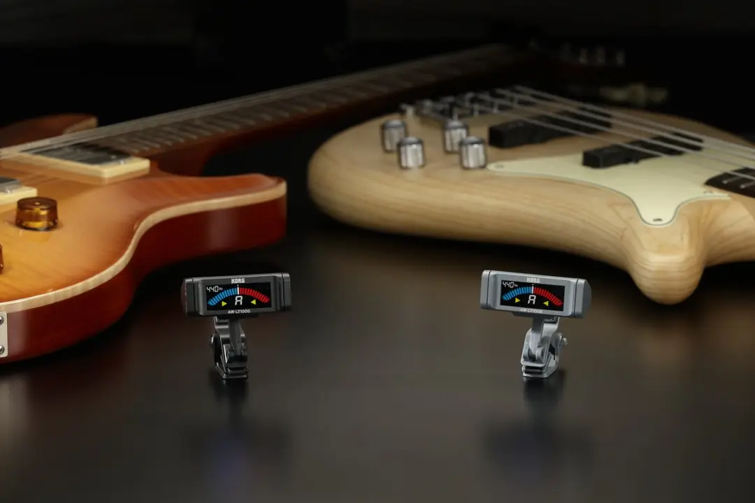 Korg AW-LT100B Clip-On Stemapparaat voor Basgitaar - afbeelding 6 van 6
