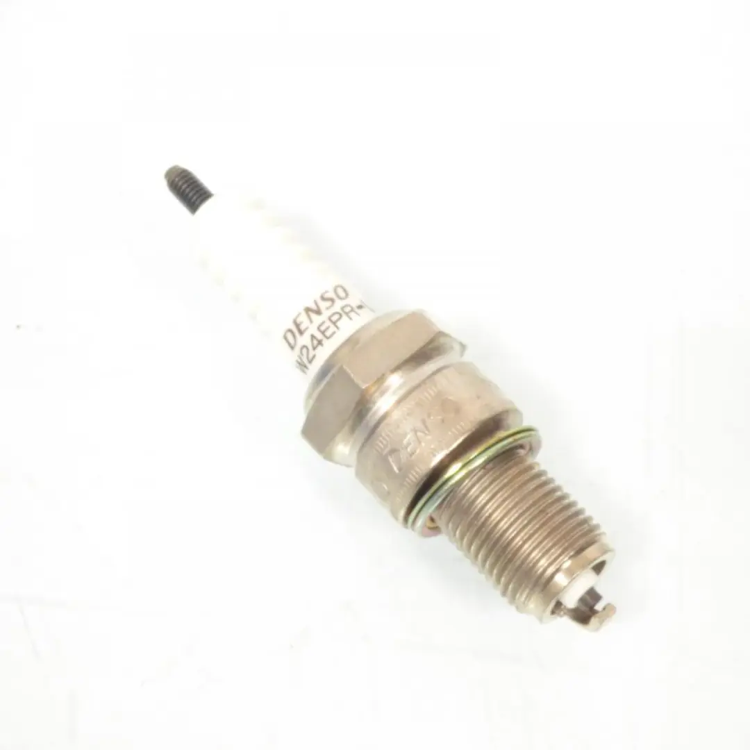 Denso Bougie W24EPR-U - Kawasaki 80 AE - afbeelding 2 van 2
