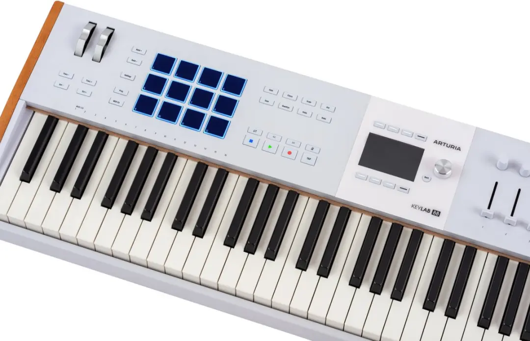 Arturia KeyLab 88 MK3 MIDI-controller - 88 toetsen - Wit - afbeelding 2 van 6