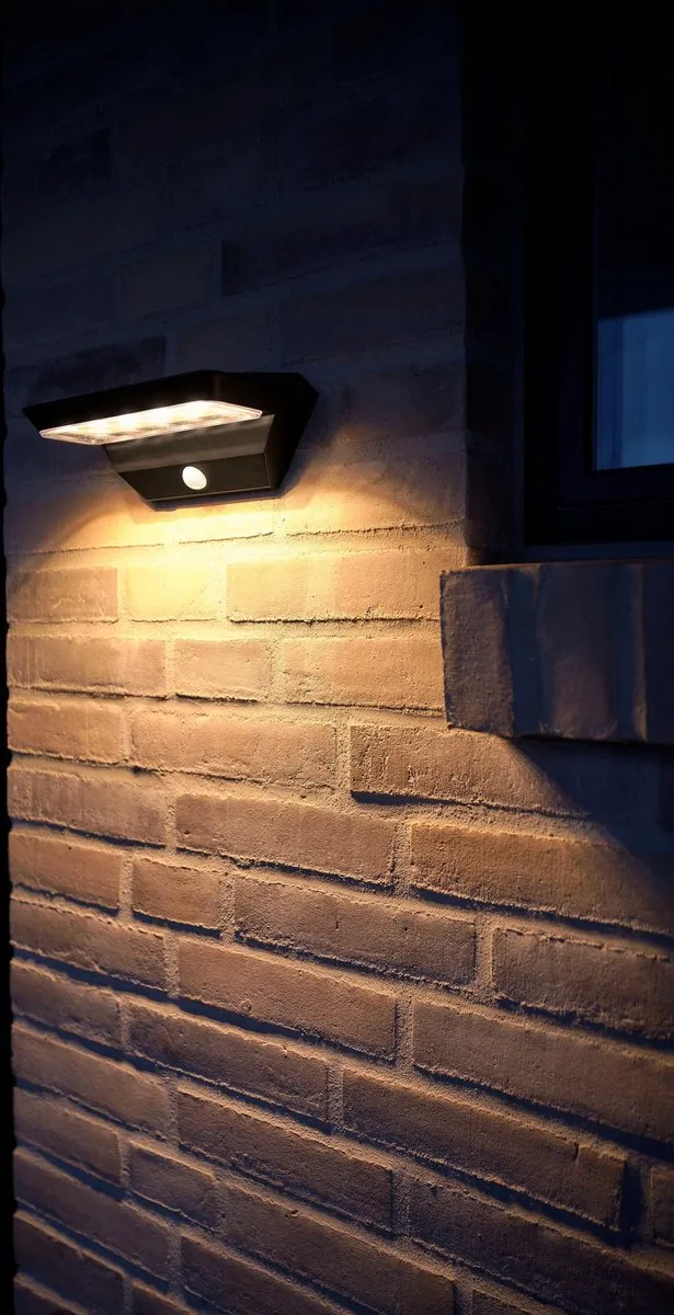 Nordlux Agena Wandlamp Solar LED - 12.7cm - Zwart