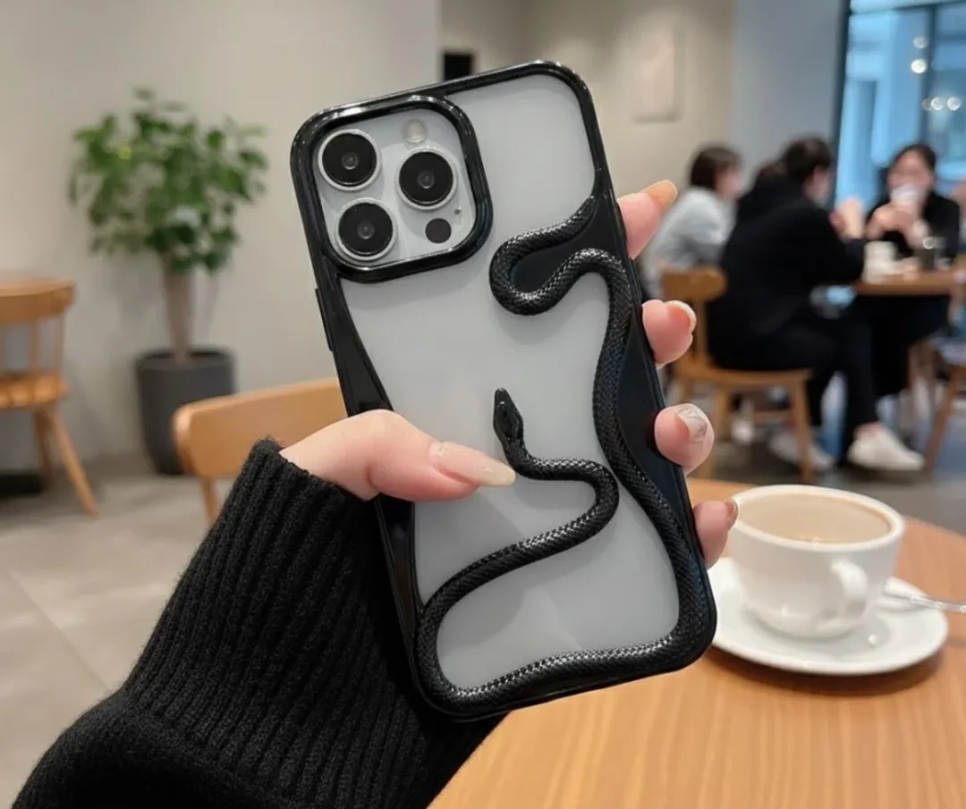 NUVEX iPhone 16 Pro Max Slanghoesje - Zwart