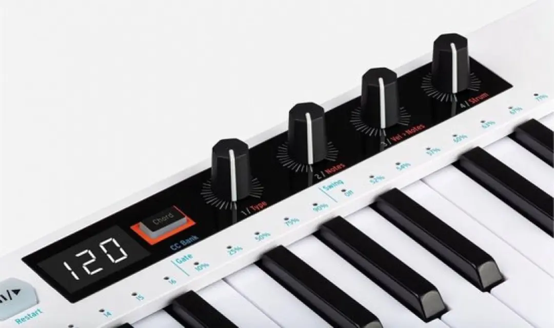 Arturia KeyStep 37 MIDI Keyboard Controller - Wit - afbeelding 6 van 6