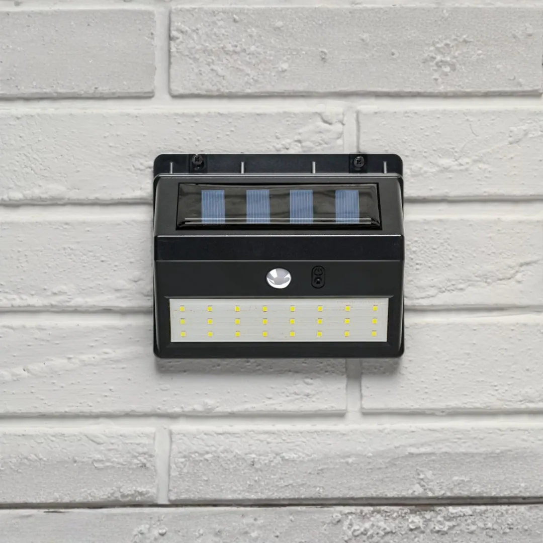 Grundig Solar Wandlamp Zwart - Met Schemersensor