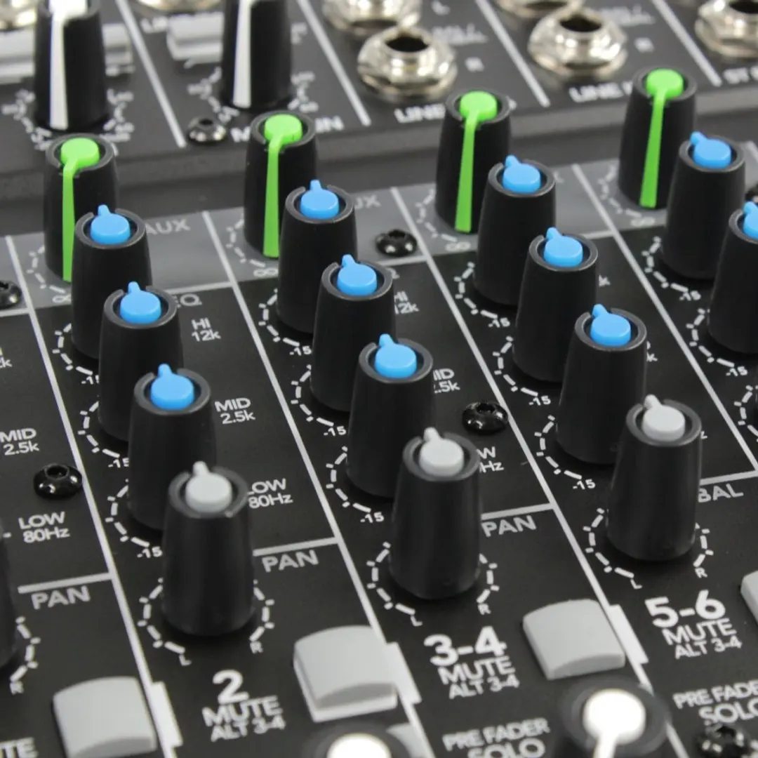 Mackie 802VLZ4 analoge mixer - 8-kanaals - afbeelding 2 van 6