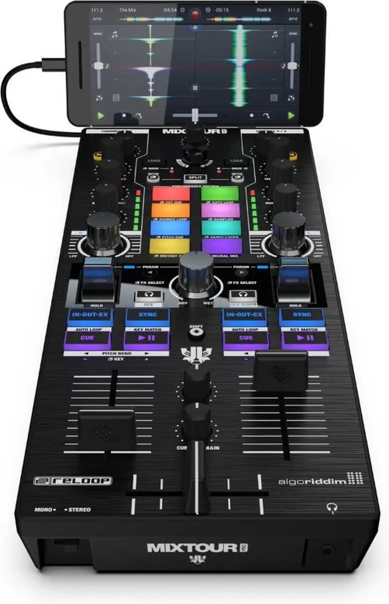 Reloop Mixtour Pro DJ-controller - Zwart - afbeelding 2 van 6