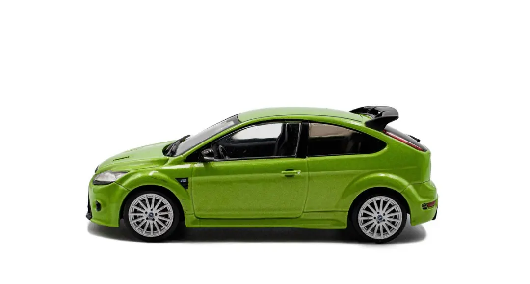 Solido Ford Focus RS Mk II 2010 Modelauto 1:43 - Groen - afbeelding 2 van 6