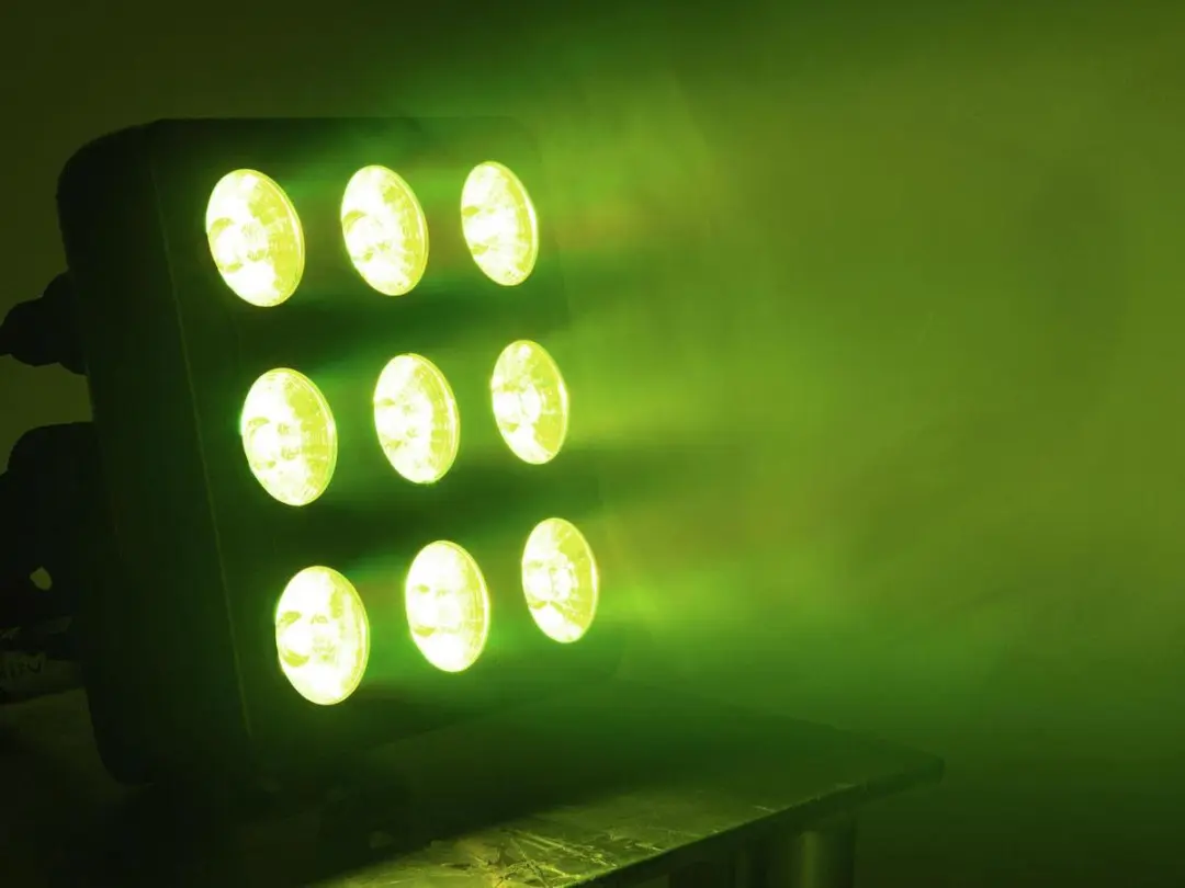 EUROLITE LED Party Panel RGB+UV - 9x 4W - afbeelding 5 van 6