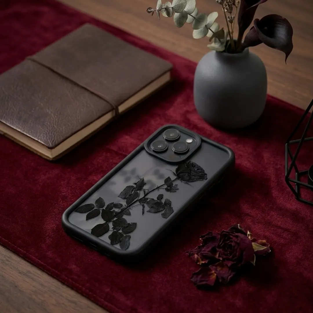 NUVEX iPhone 17 Pro Max Hoesje - Zwart Transparant - Roos Print