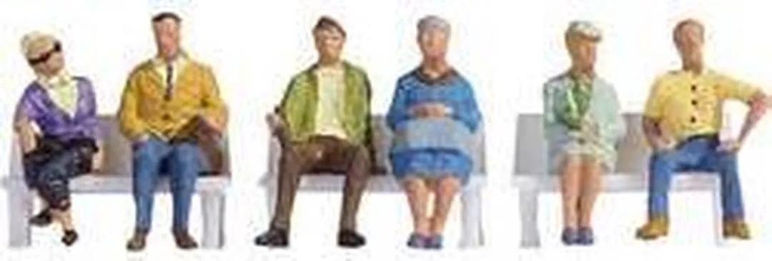 Noch 36532 N Zittende Passanten Figuur - Meerkleurig
