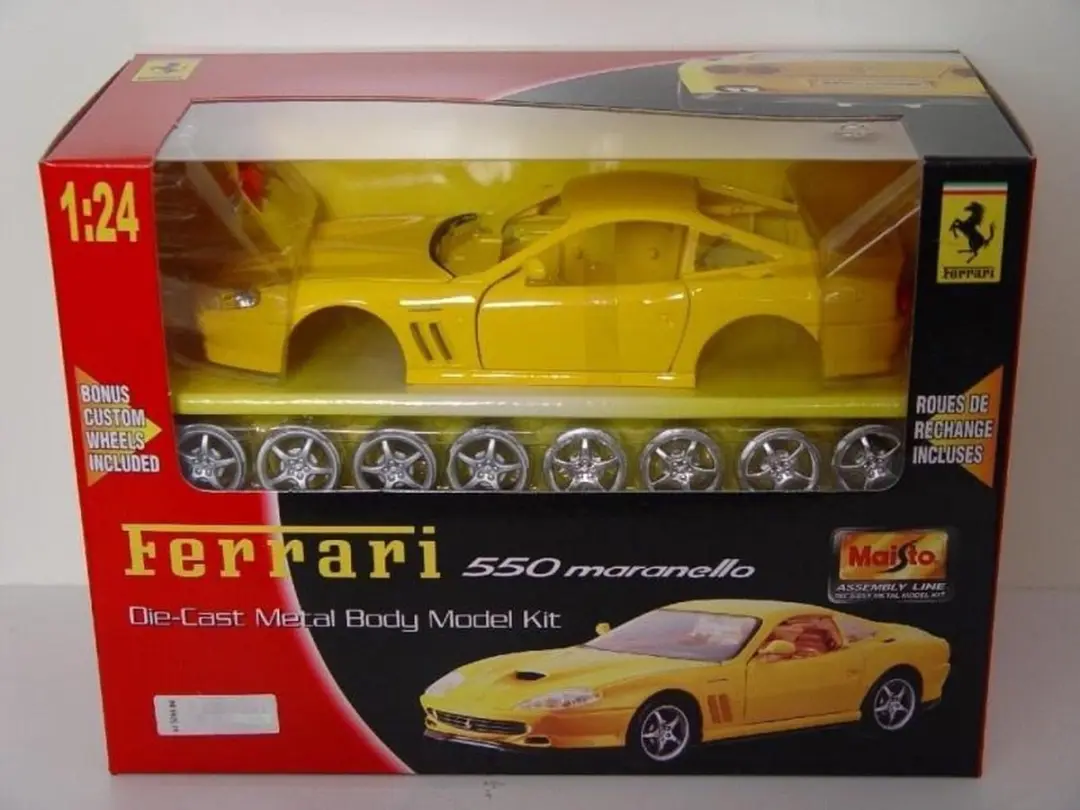 Maisto Ferrari 550 Maranello Modelbouwset 1:24