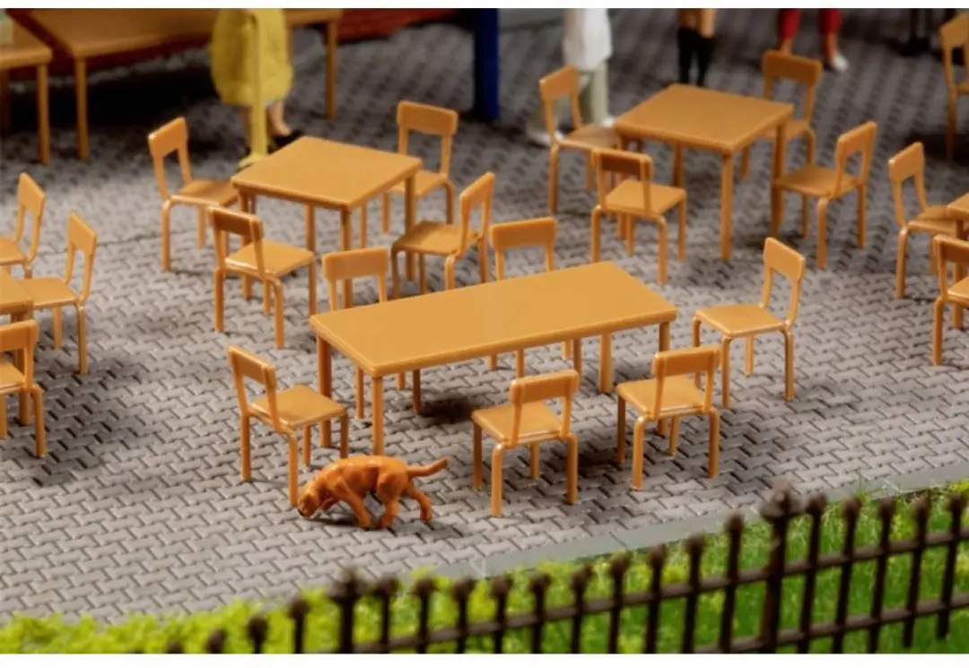 Auhagen 41671 H0 Tafels en Stoelen - afbeelding 2 van 4