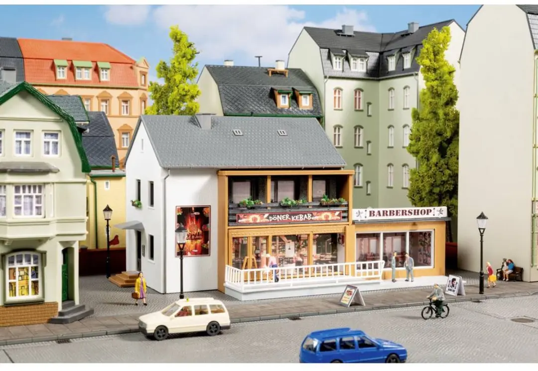 Auhagen 12356 Döner en kapperszaak H0