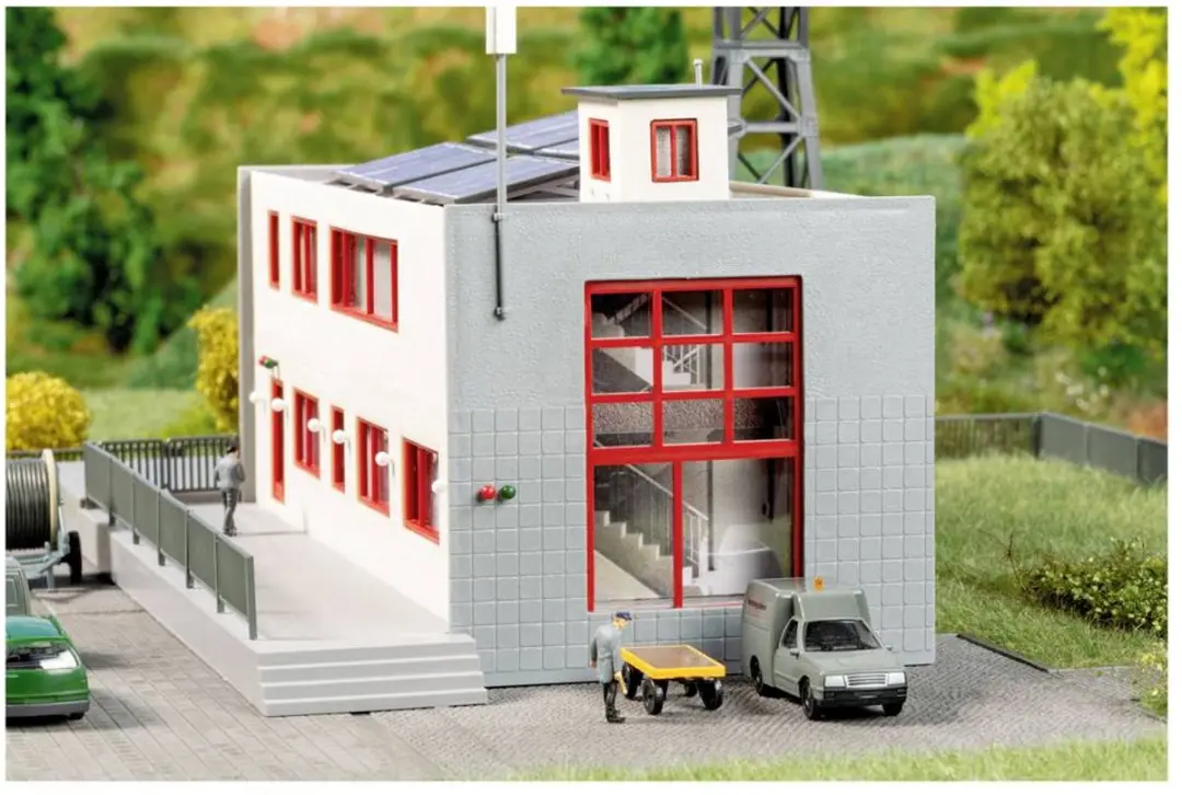 Auhagen 13361 TT-radiostation - afbeelding 3 van 4
