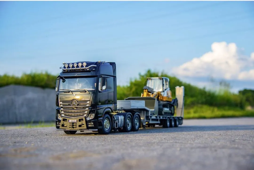 Tamiya Mercedes Benz Actros 3363 Elektro RC Bouwpakket 1:14