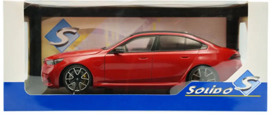 Solido BMW M5 (G90) 2025 1:18 - Rood - afbeelding 6 van 6