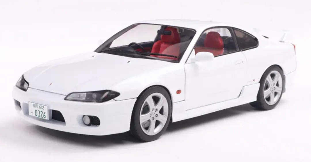 Nissan Silvia S15 Spec-R Aero '99, wit Solido schaal 1:18