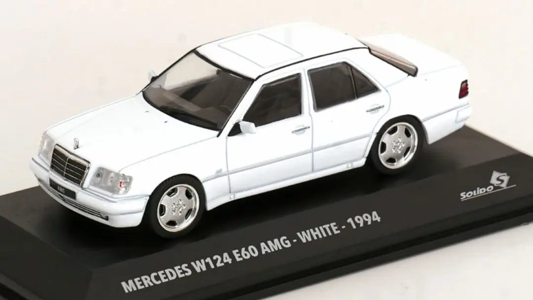 Mercedes Benz (W124) E60 AMG 1994 Wit Modelauto 1/43 Solido
