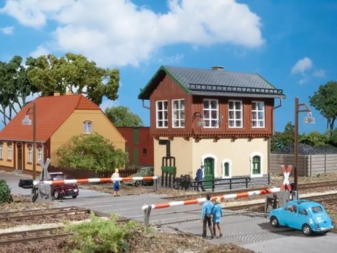 Auhagen 11333 H0 Seinhuisje Tharandt - afbeelding 2 van 4