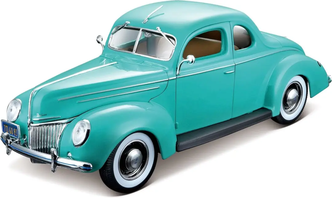 Maisto Ford Deluxe