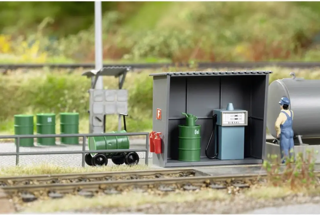 Auhagen 11469 H0 Klein loc-tankstation - afbeelding 2 van 3