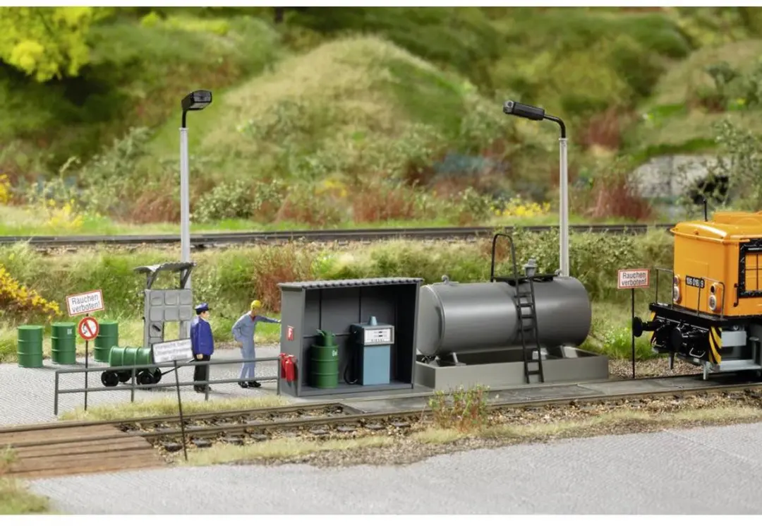 Auhagen 11469 H0 Klein loc-tankstation