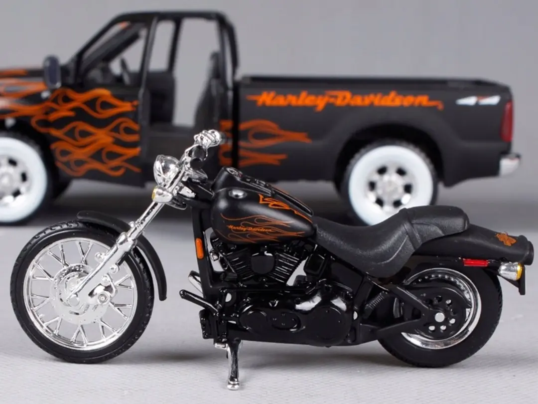 Maisto Ford F-350 Pickup 1:24 - Zwart - afbeelding 5 van 6