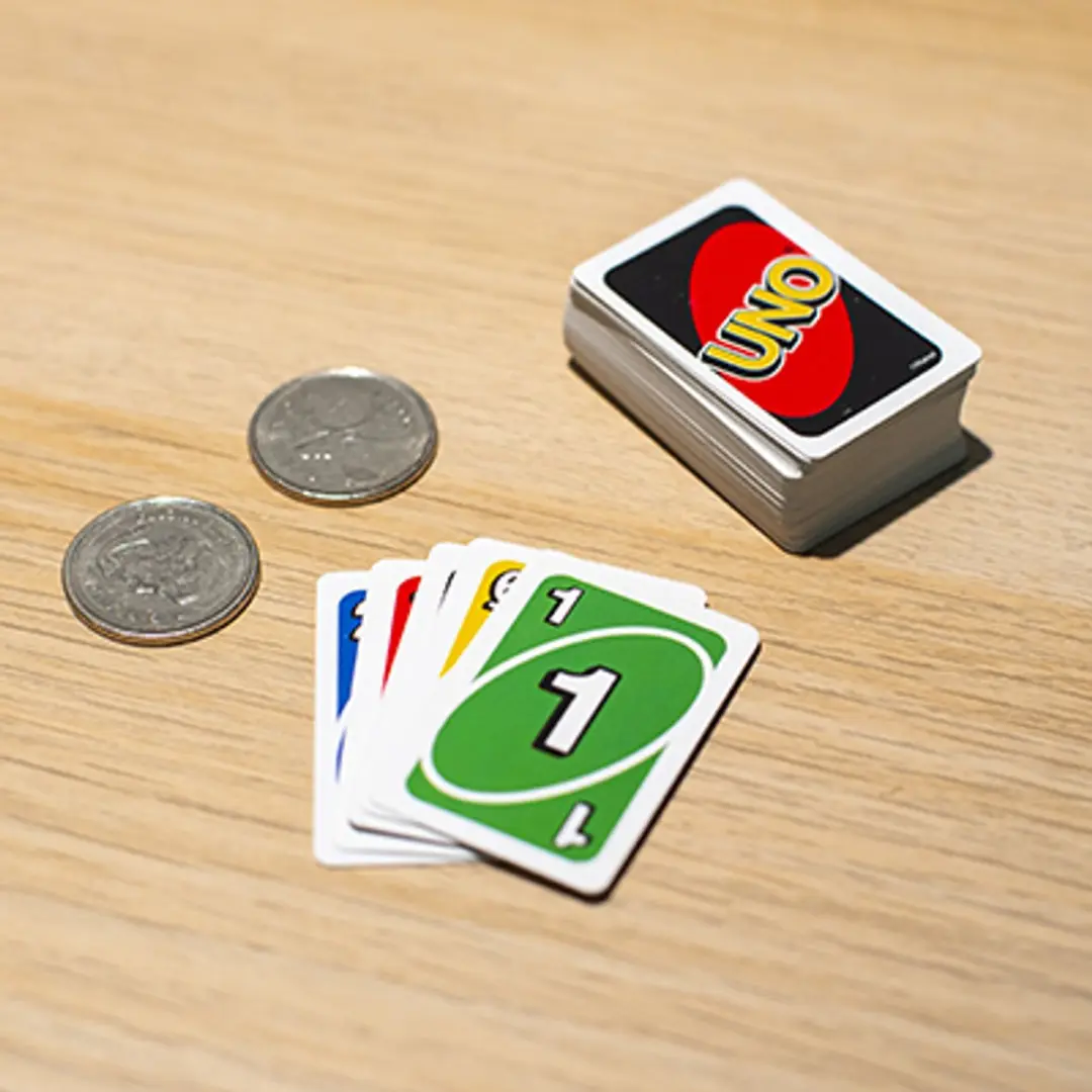 Invento-HQ World's Smallest UNO - afbeelding 2 van 6